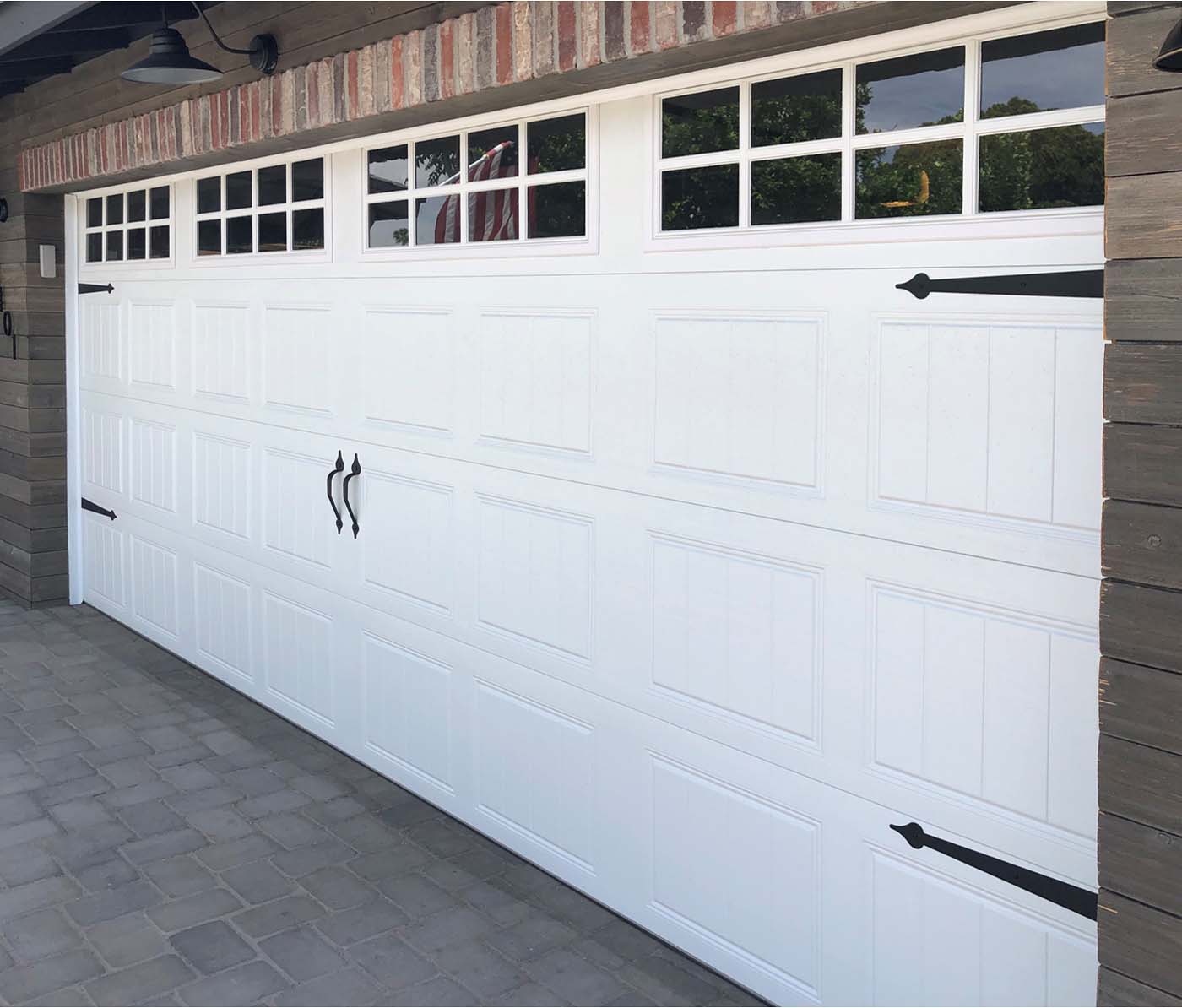 Garage door with insulation